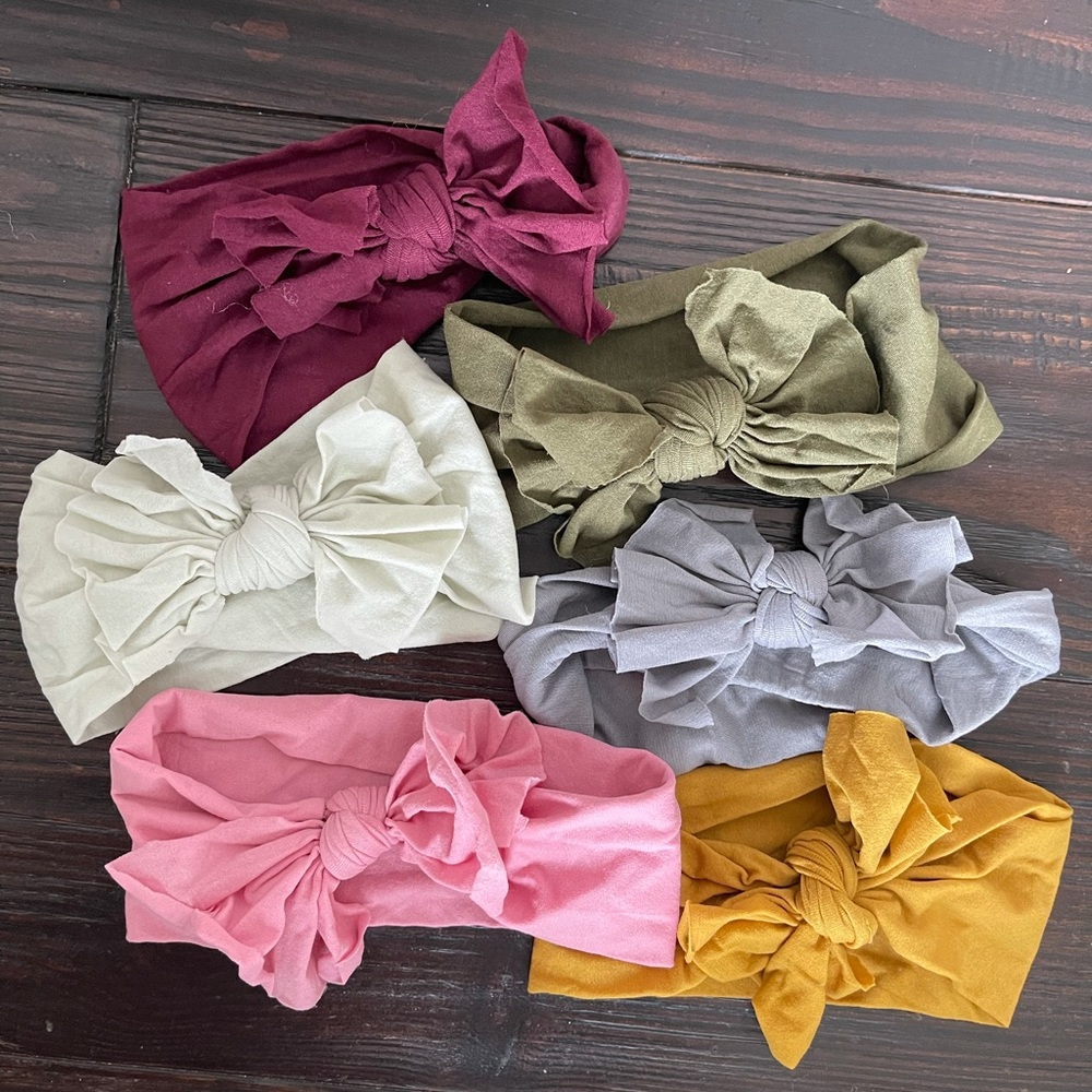 Headband bows